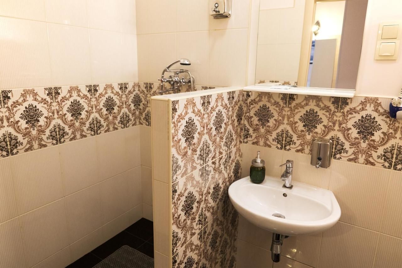 Отель Staybridge Mini-Hotel in Most City PANORAMIC RIVER VIEW Днепр-19