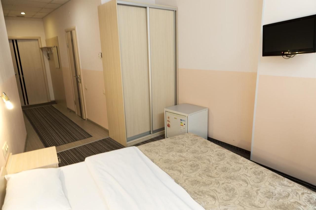 Отель Staybridge Mini-Hotel in Most City PANORAMIC RIVER VIEW Днепр-22