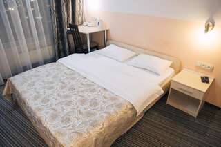Отель Staybridge Mini-Hotel in Most City PANORAMIC RIVER VIEW Днепр-7