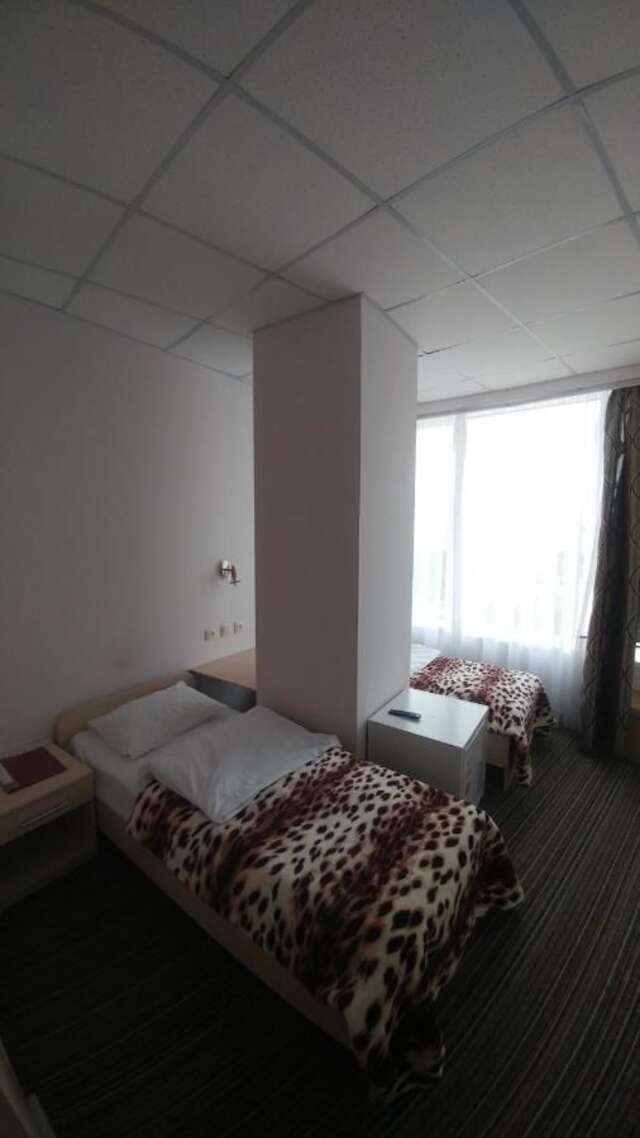 Отель Staybridge Mini-Hotel in Most City PANORAMIC RIVER VIEW Днепр-32